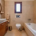 Vila Russelia