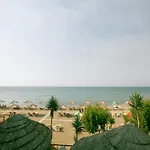 Russelia Kalavárda