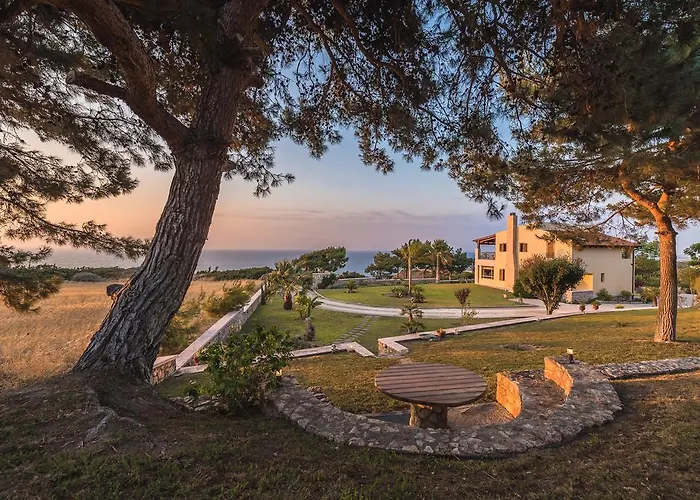 别墅 Russelia Kalavárda