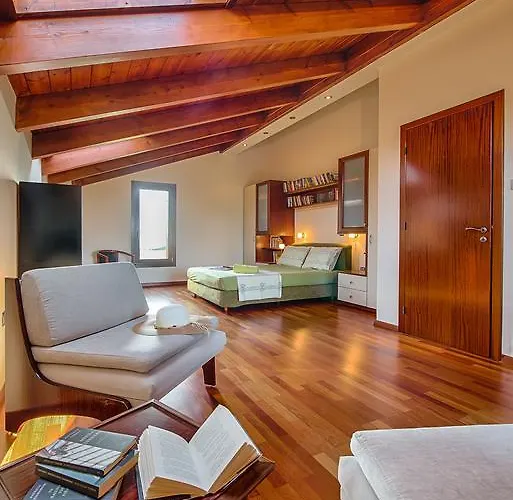 Villa Russelia Kalavárda